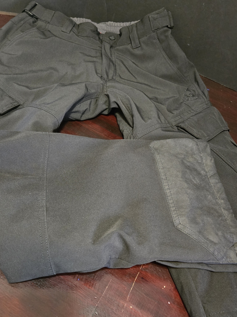Men's Black Cargo Pants with Reinforced Pockets